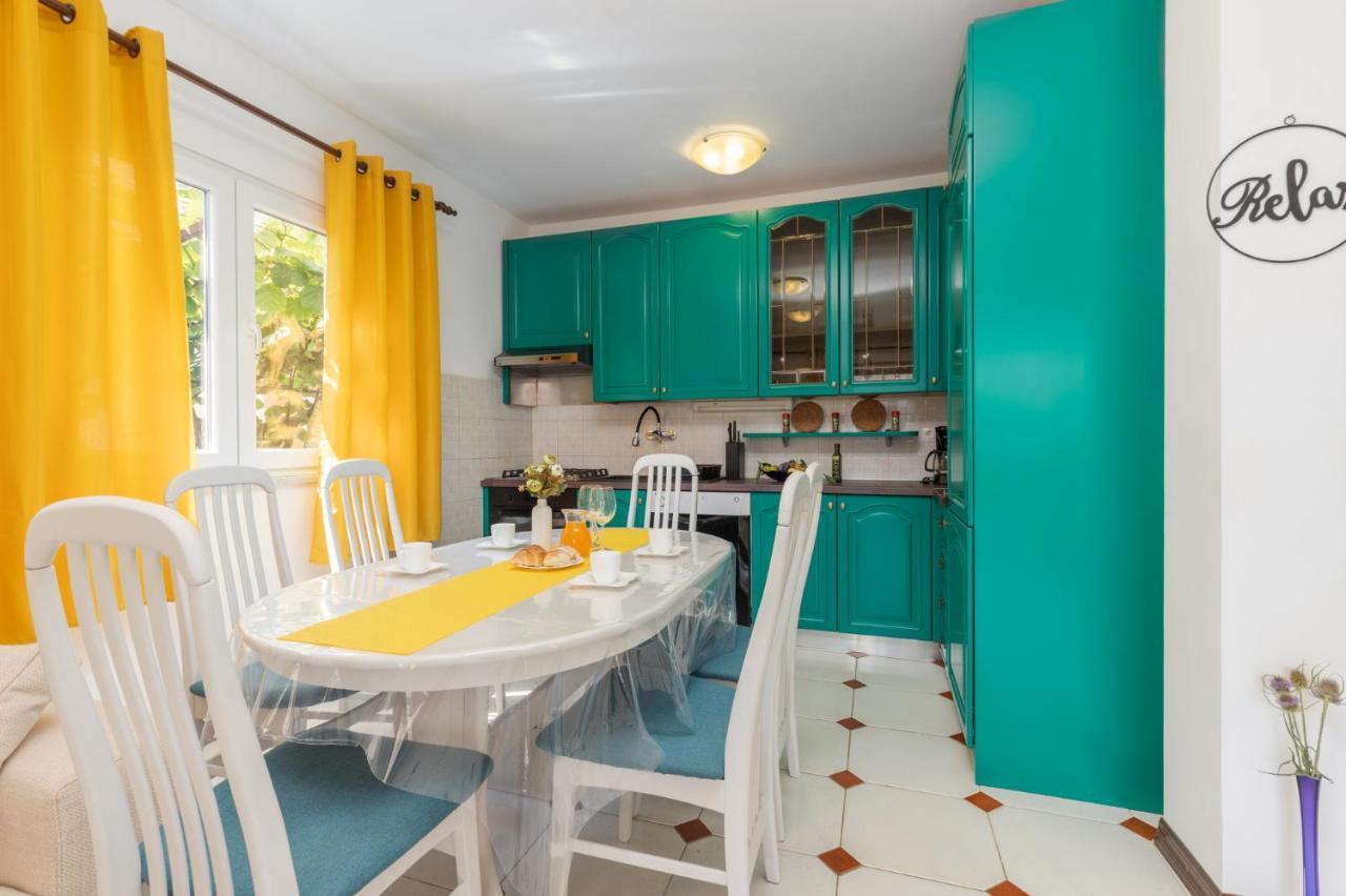 פורץ Cukerina Apartment With Whirpool & Sauna מראה חיצוני תמונה