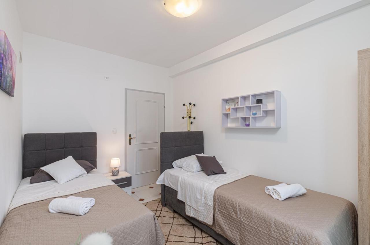 פורץ Cukerina Apartment With Whirpool & Sauna מראה חיצוני תמונה